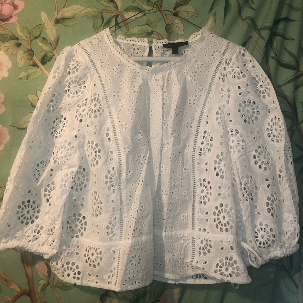 Banana Republic White Eyelet blouse